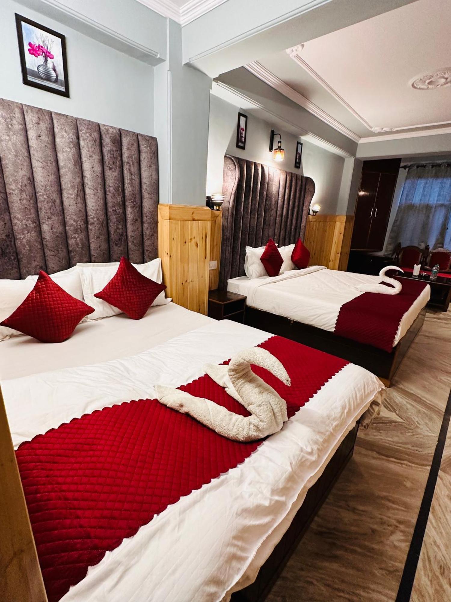Hotel Avalanche Šimla Exteriér fotografie