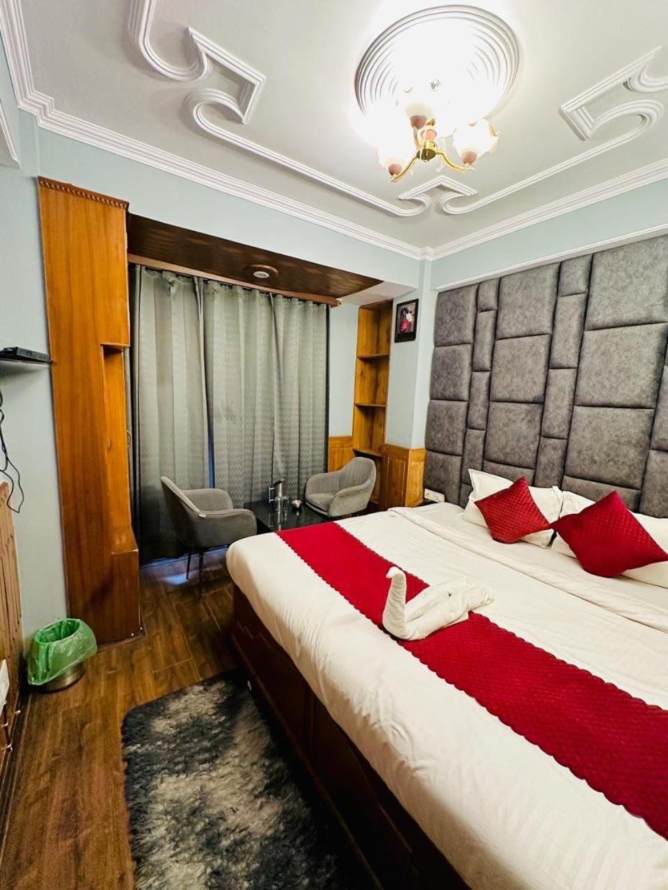 Hotel Avalanche Šimla Exteriér fotografie